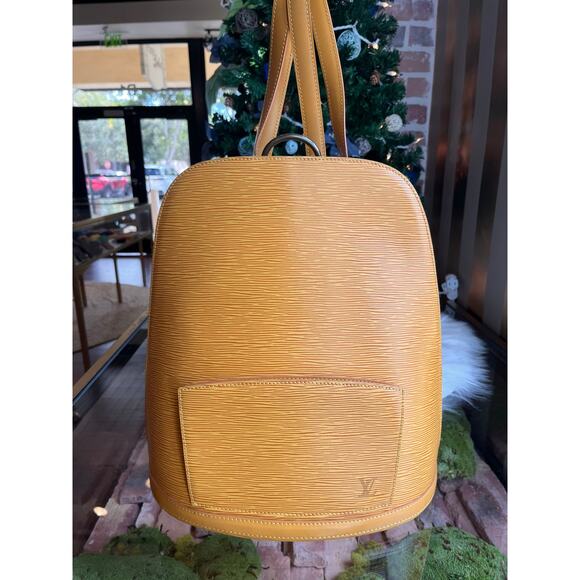 LOUIS VUITTON Yellow Epi Gobelins Backpack VI0935 - Picture 1 of 16